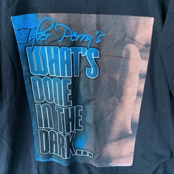 Y2K Tyler Perry “What’s Done In The Dark” Tee Shirt XL - Picture 2 of 4